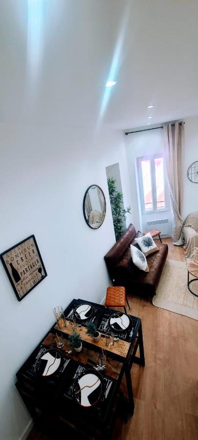 7 Couchages Aux Portes Des Celebres Parfumeries Wifi Грас Екстериор снимка