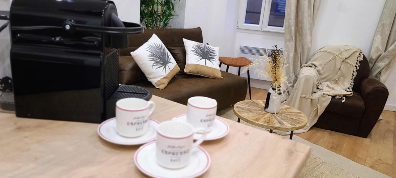 7 Couchages Aux Portes Des Celebres Parfumeries Wifi Грас Екстериор снимка